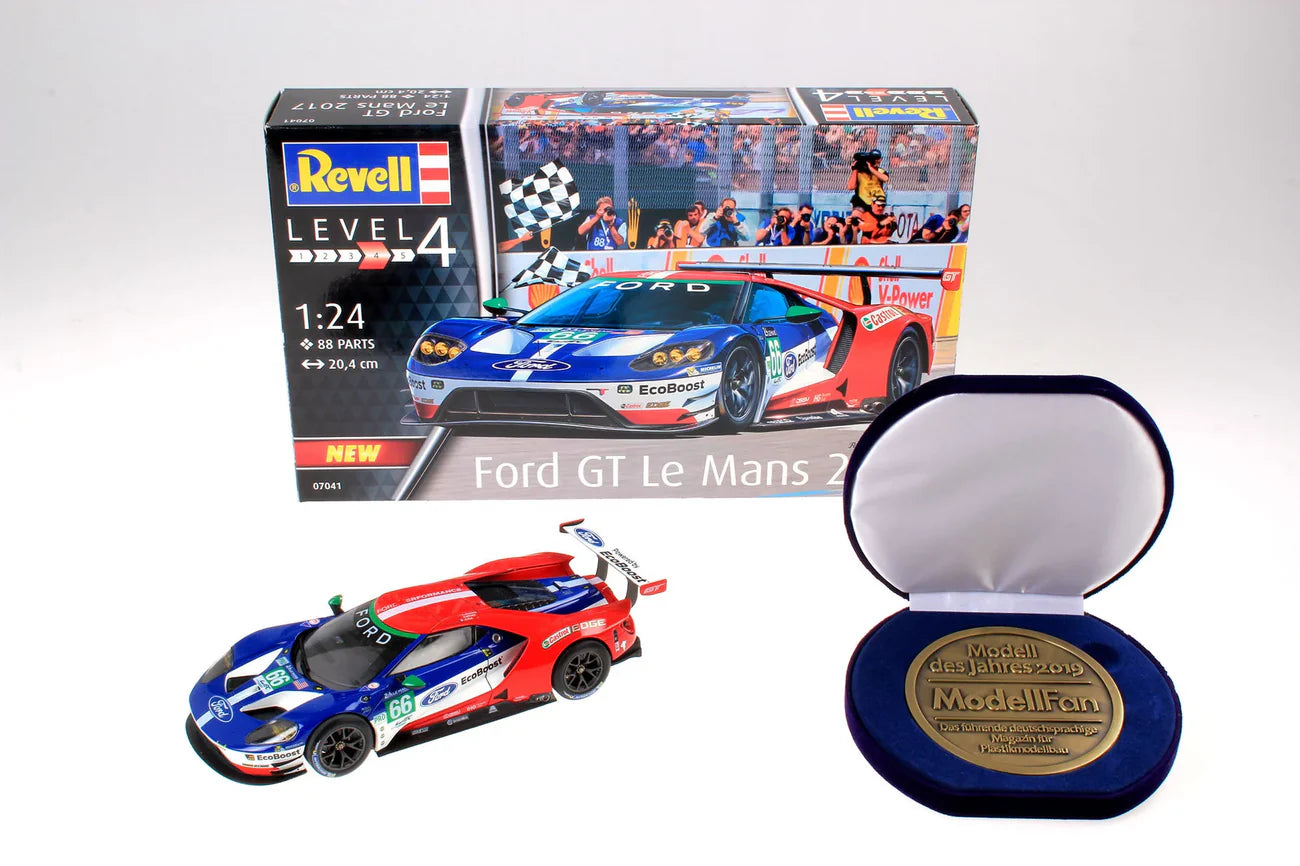 Model Set - Ford GT Le Mans 2017