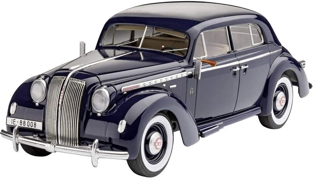Model Kit - Luxury Class Car Admiral Saloon