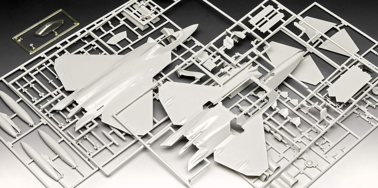 Model Kit - Lockheed Martin F-22A Raptor
