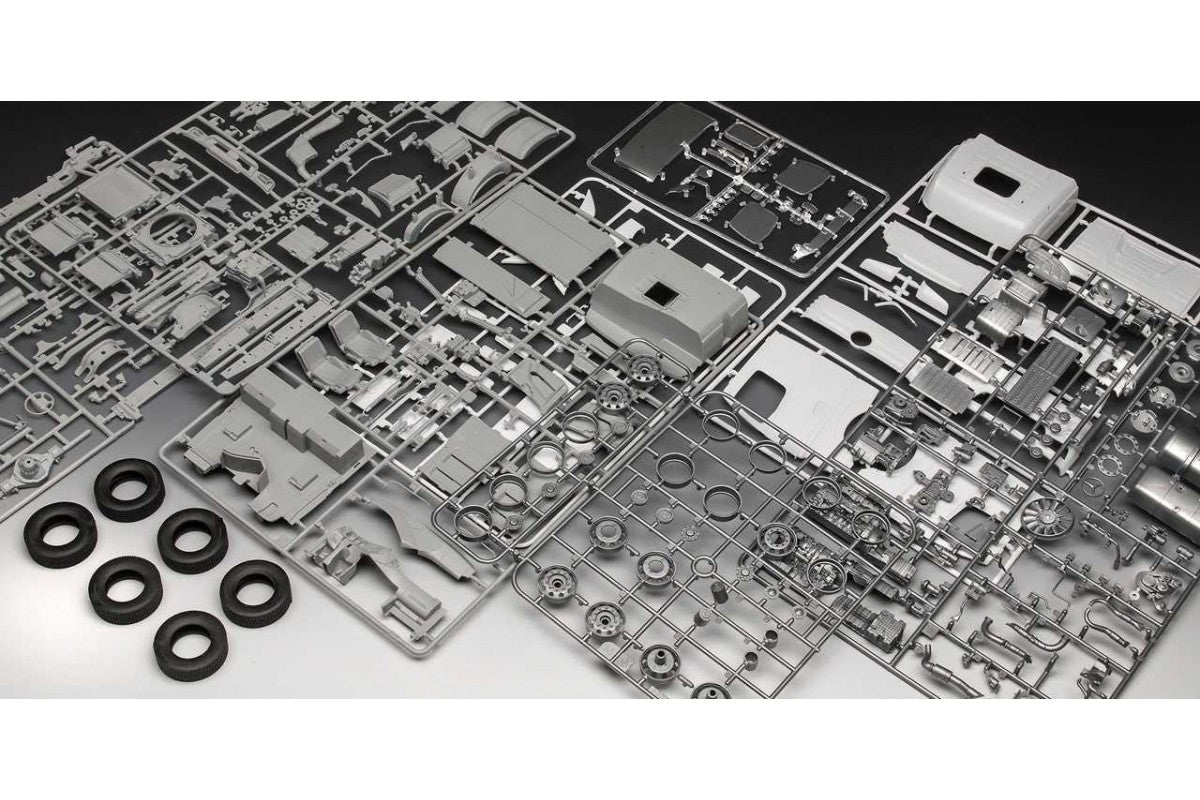 Model Kit - Mercedes-Benz Actros MP4