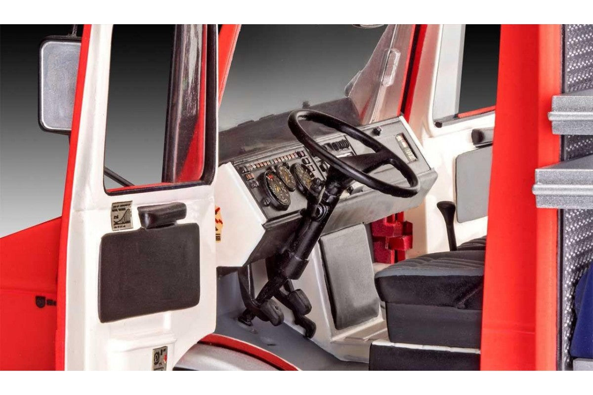 Unimog RW1 Model Kit